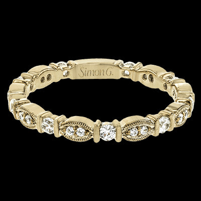 Right Hand Ring in 18k Gold with Diamonds
