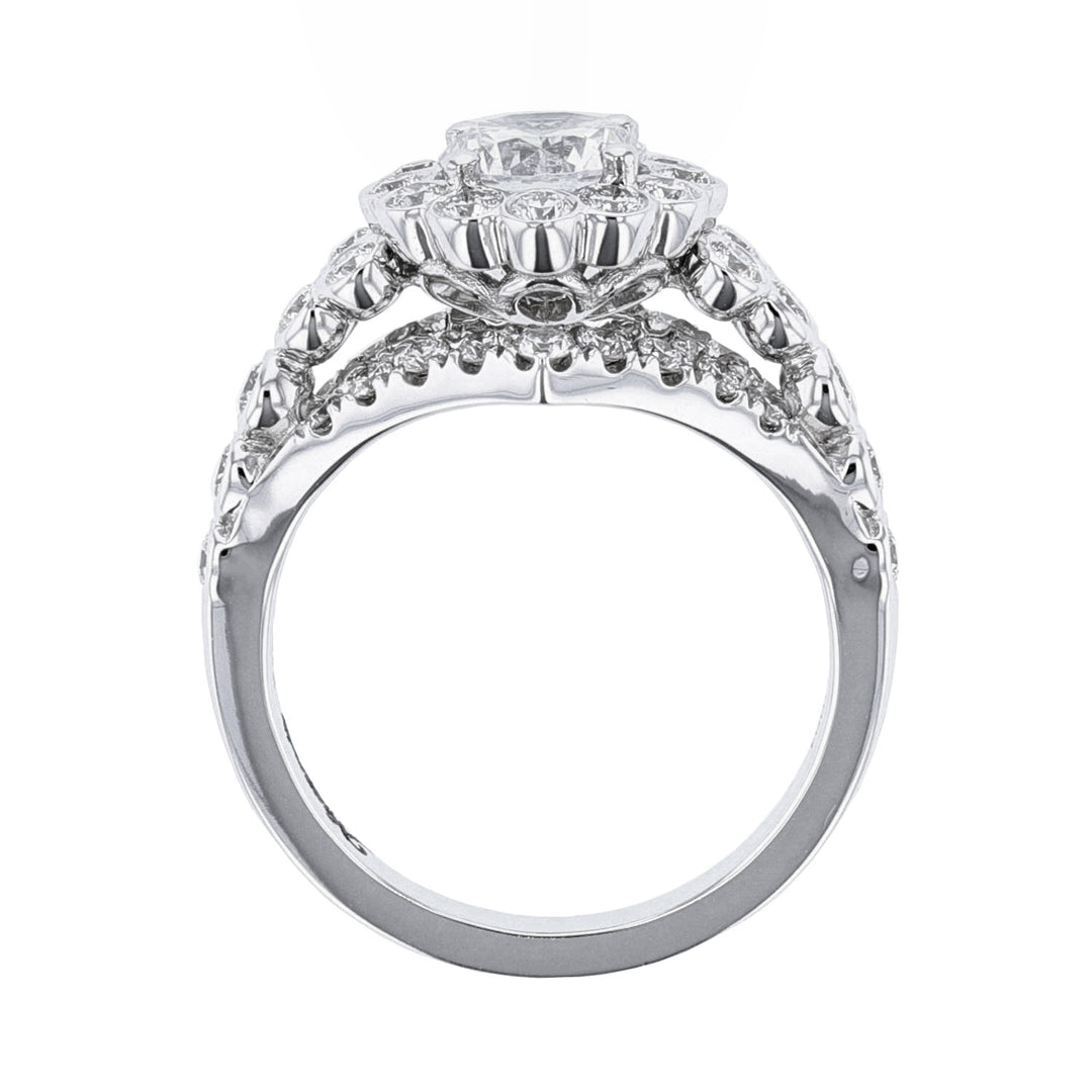 18K White Gold Round Halo Diamond Ring