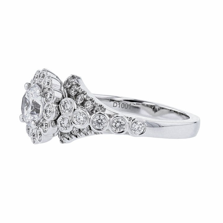 18K White Gold Round Halo Diamond Ring