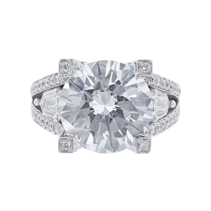 14K White Gold Round Kite Diamond Ring