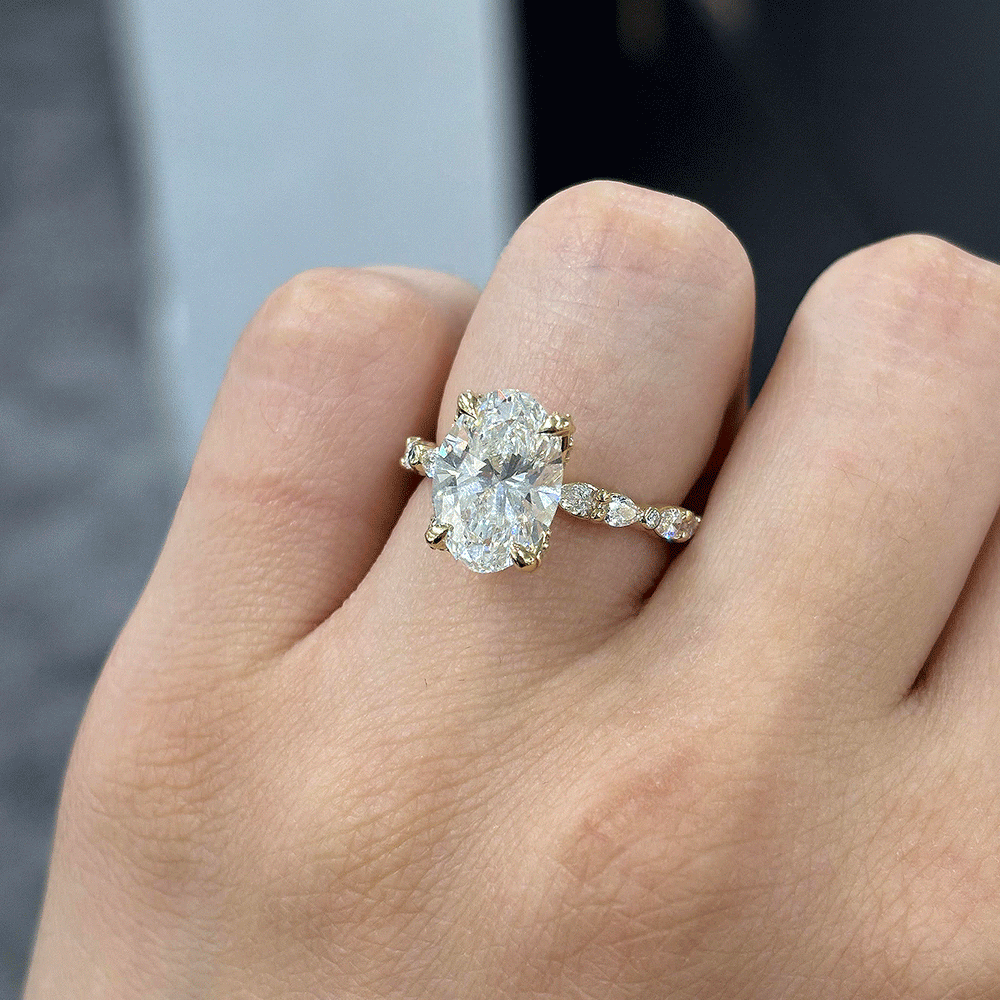 3.60CT.TW OVAL LAB DIAMOND SOLITAIRE ENGAGEMENT RING - Nazarelle
