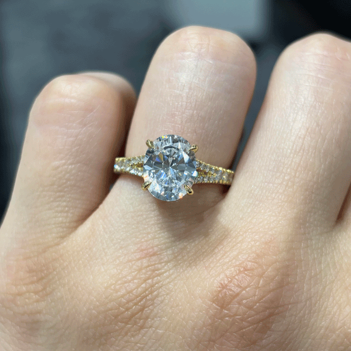 3.45CT.TW OVAL LAB DIAMOND ENGAGEMENT RING - Nazarelle