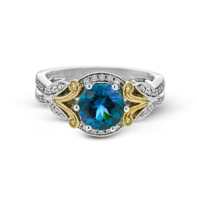 Color Ring in 18k Gold with Diamonds