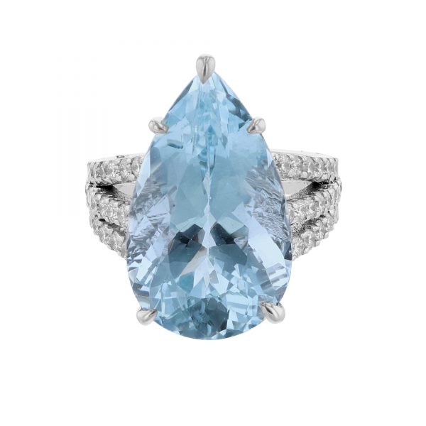 Pear Shape Aquamarine Diamond Ring, 13.87ct.